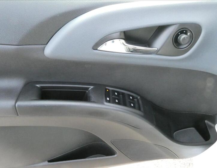 Opel Meriva 32