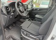 Mercedes-Benz Vito 7
