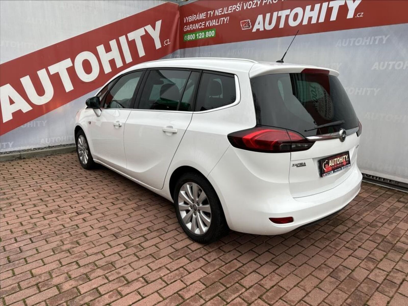 Opel Zafira 8