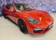Porsche Panamera 4