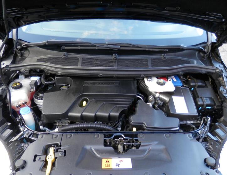 Ford S-MAX 23
