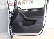 Volkswagen Touran 11