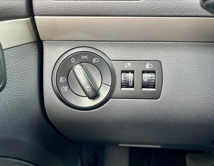 Volkswagen Touran 32