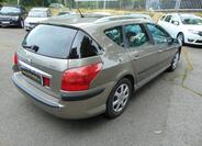 Peugeot 407 8