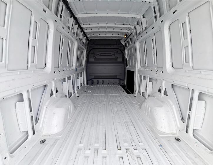 Mercedes-Benz Sprinter 16