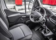 Nissan NV400 27