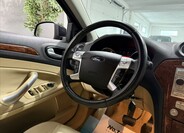 Ford Mondeo 17