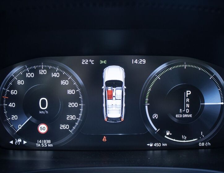 Volvo V90 11
