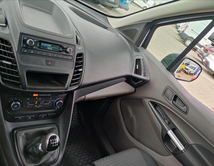 Ford Transit Connect 34