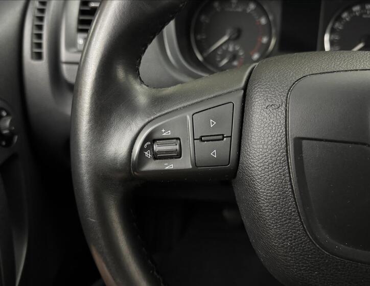 Škoda Roomster 10