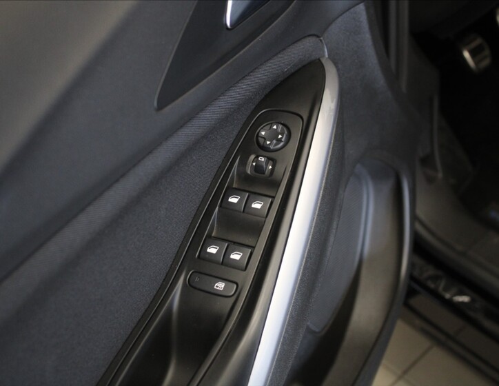 Opel Grandland X 18