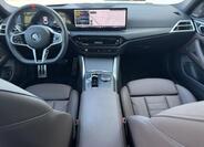 BMW i4 8