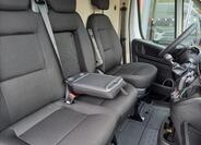 Toyota ProAce 8