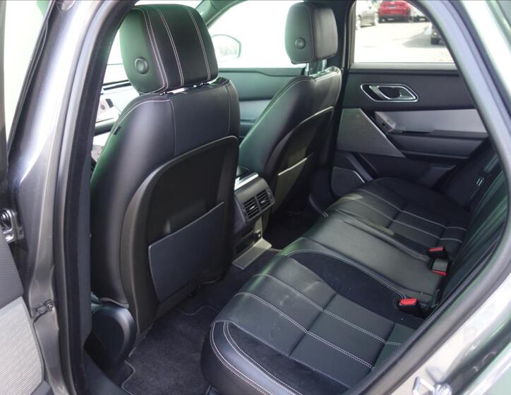 Land Rover Range Rover Velar 31