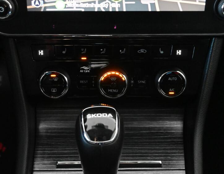 Škoda Superb 22