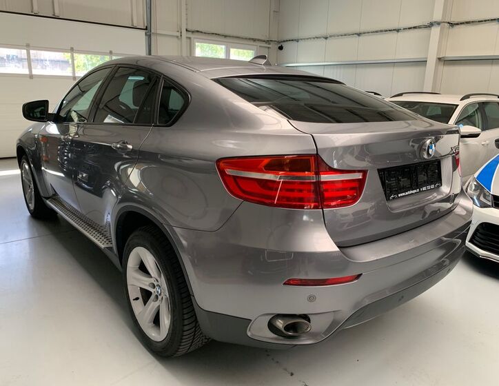 BMW X6 4