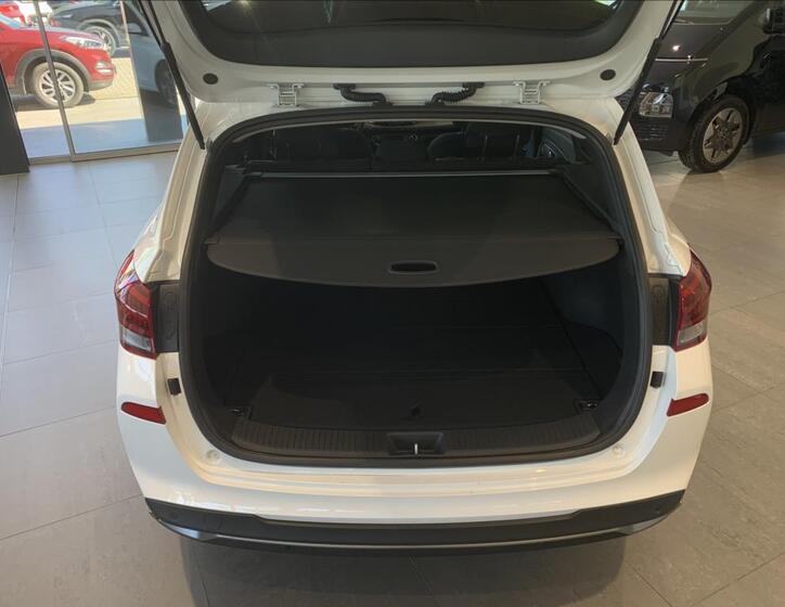 Hyundai i30 11