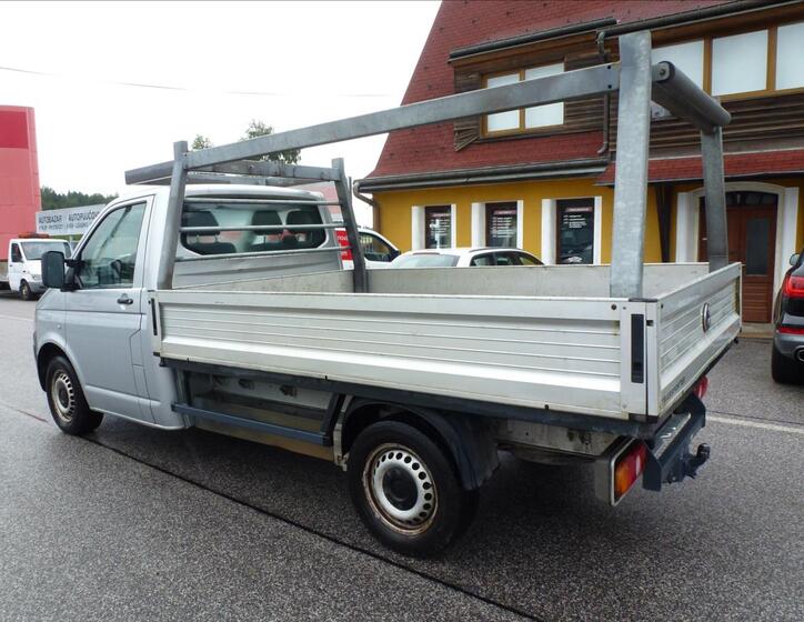 Volkswagen Transporter 13