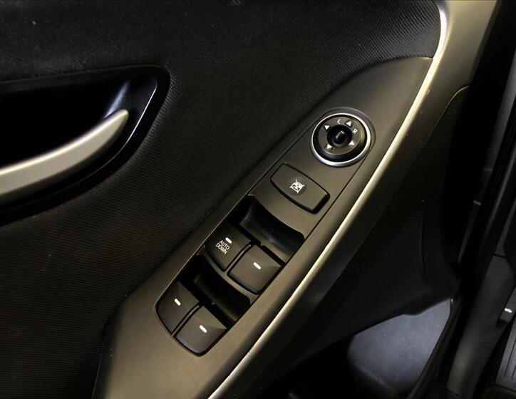 Hyundai i30 23