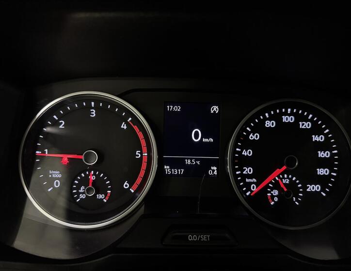 Volkswagen Crafter 18