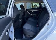 Hyundai i30 11
