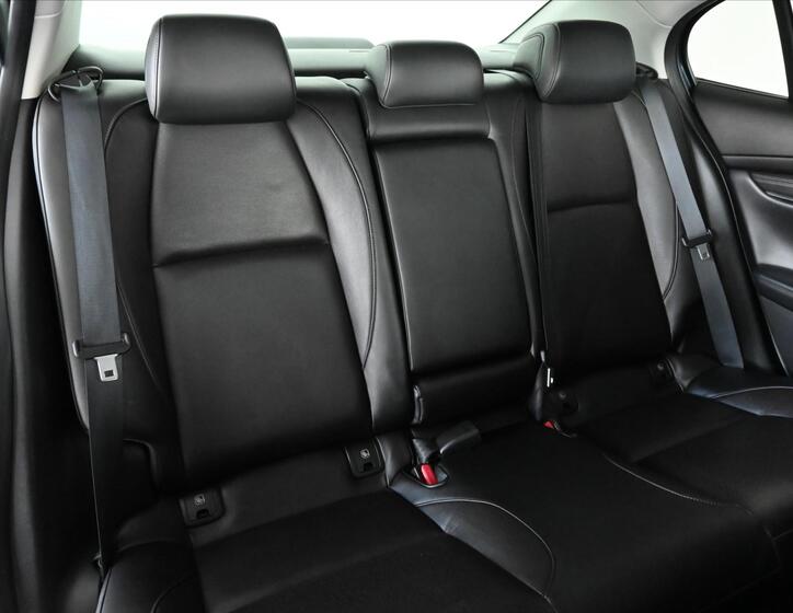 Mazda 3 28