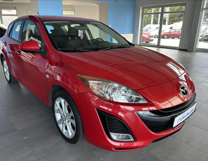Mazda 3 1