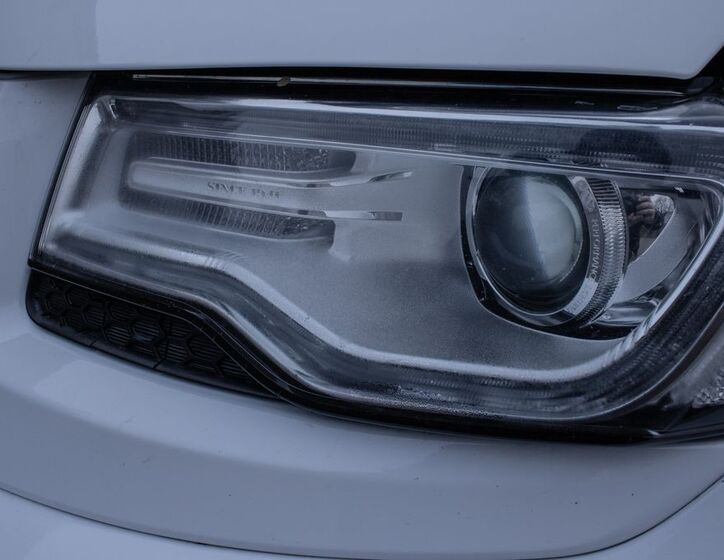 Jeep Grand Cherokee 32