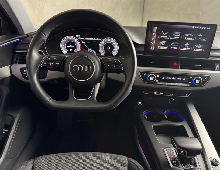 Audi A4 19
