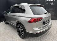 Volkswagen Tiguan 6