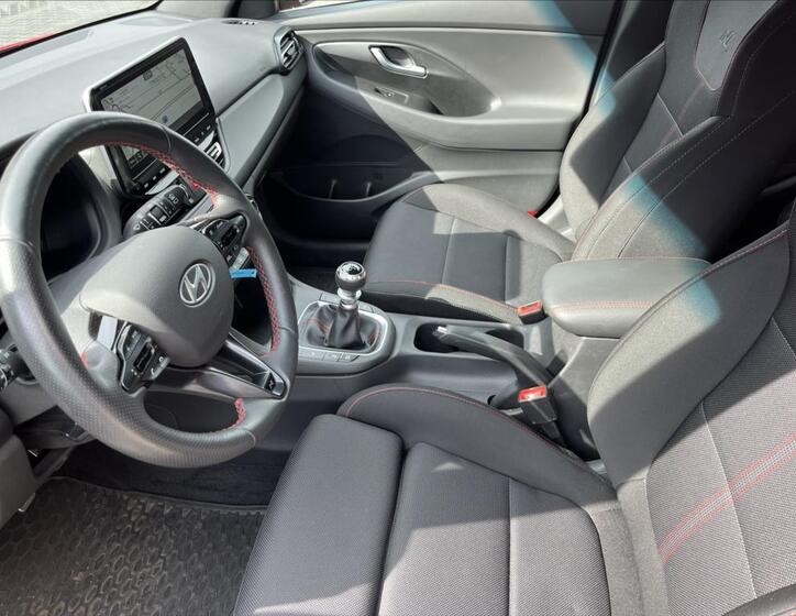Hyundai i30 11
