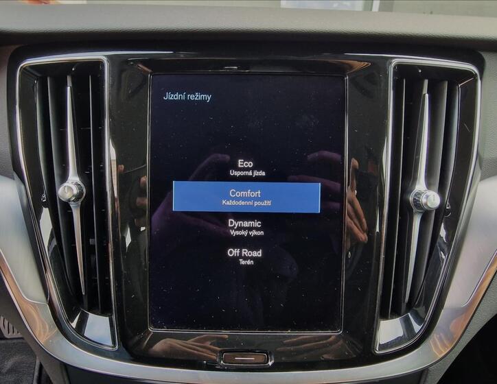 Volvo V60 32