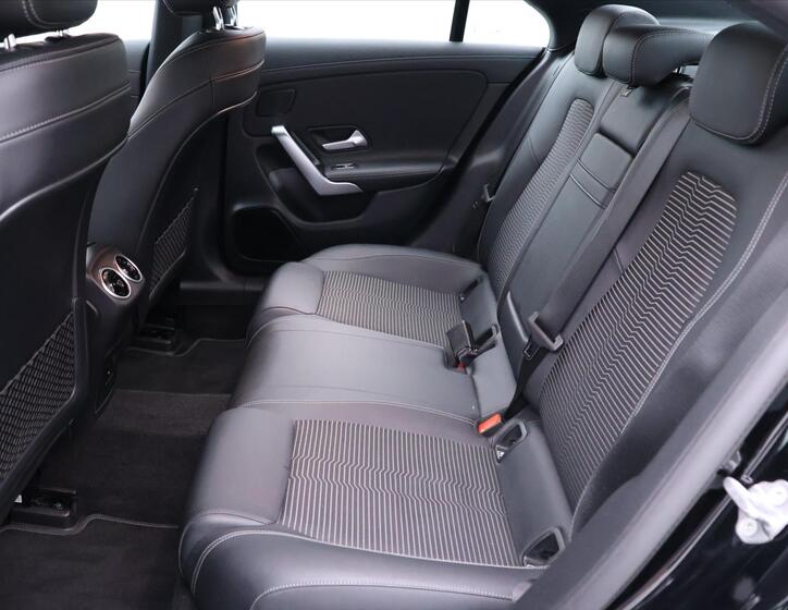 Mercedes-Benz CLA 15