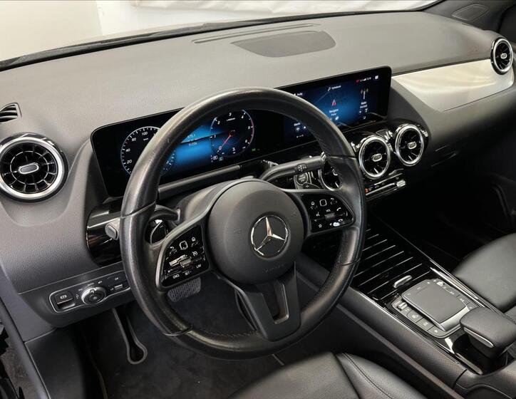 Mercedes-Benz Třídy B 9