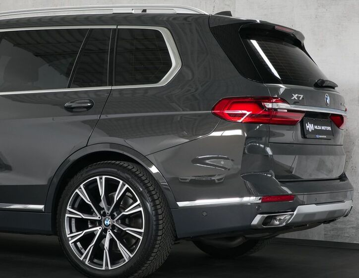 BMW X7 7