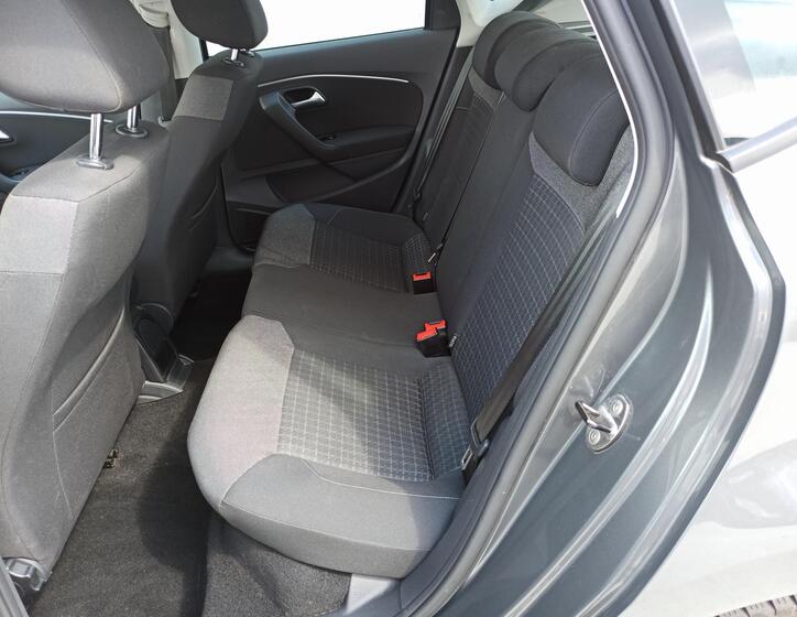 Volkswagen Polo 9
