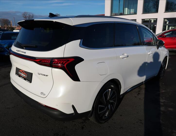 Dongfeng U-Tour 3