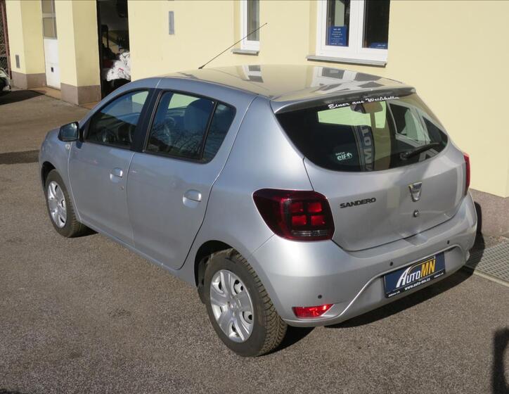 Dacia Sandero 6