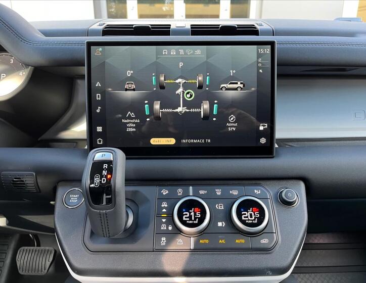 Land Rover Defender 13