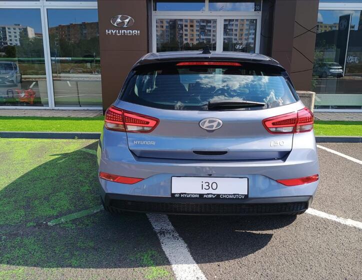 Hyundai i30 4