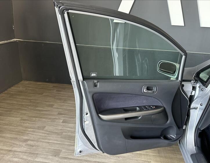Honda Stream 10