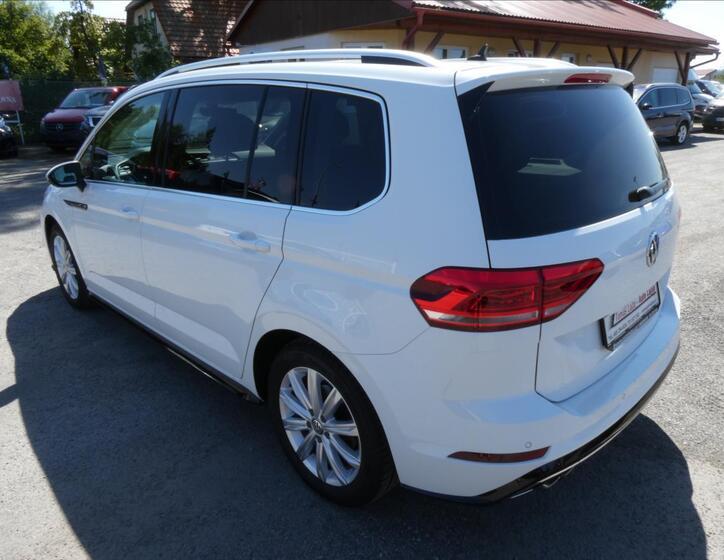 Volkswagen Touran 7