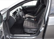 Volkswagen Golf 19