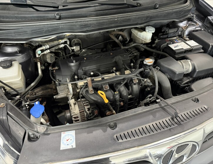 Hyundai i20 25