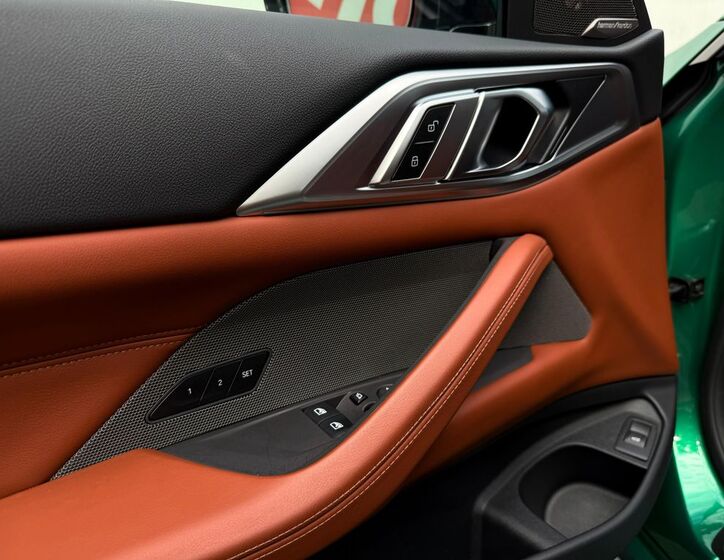 BMW M4 14
