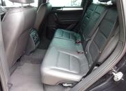 Volkswagen Touareg 11