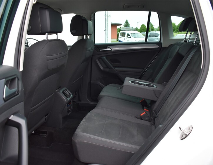 Volkswagen Tiguan 12