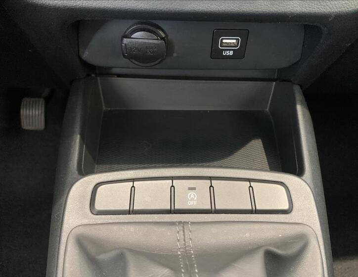 Hyundai i10 20