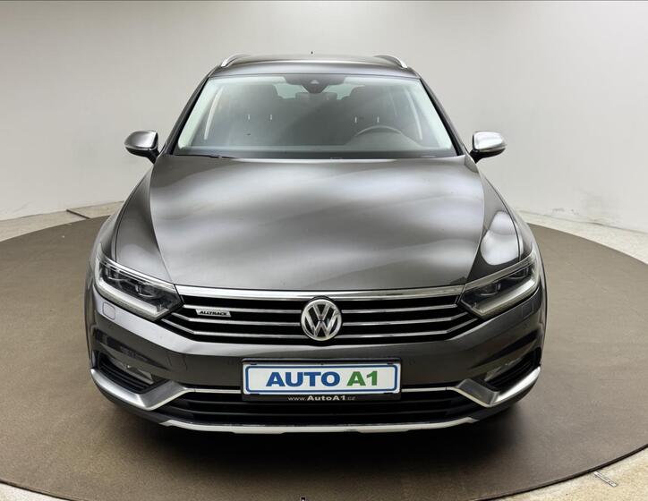 Volkswagen Passat 2