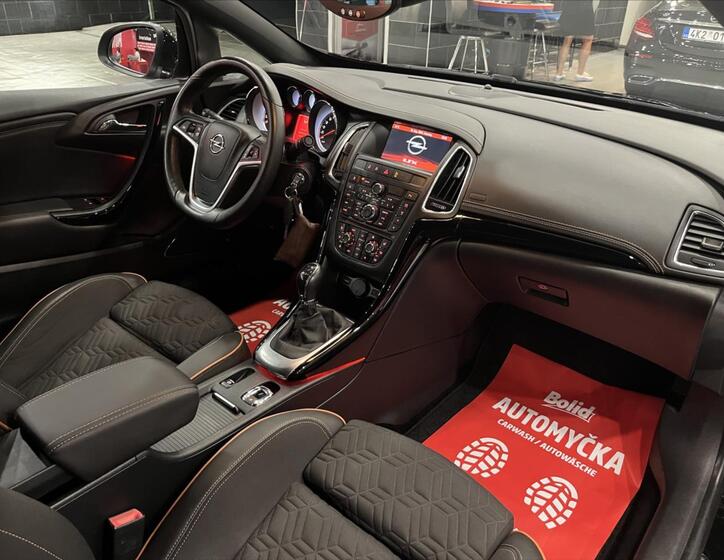 Opel Cascada 13